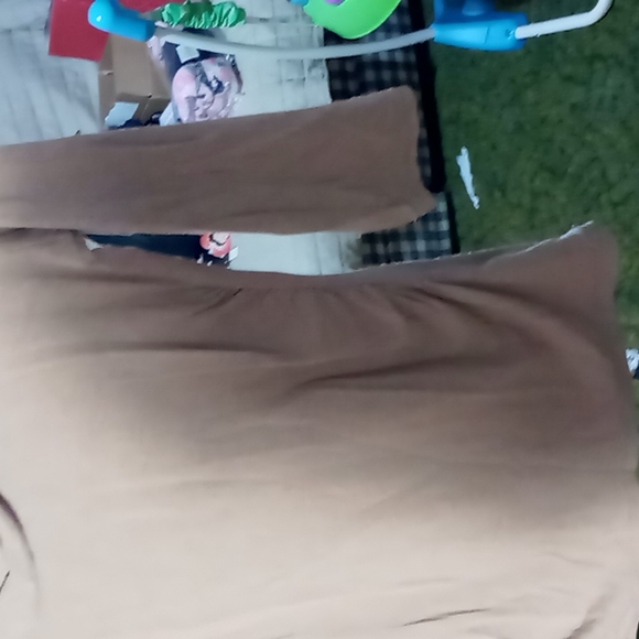 New York & Co. Sweater - Picture 4 of 6